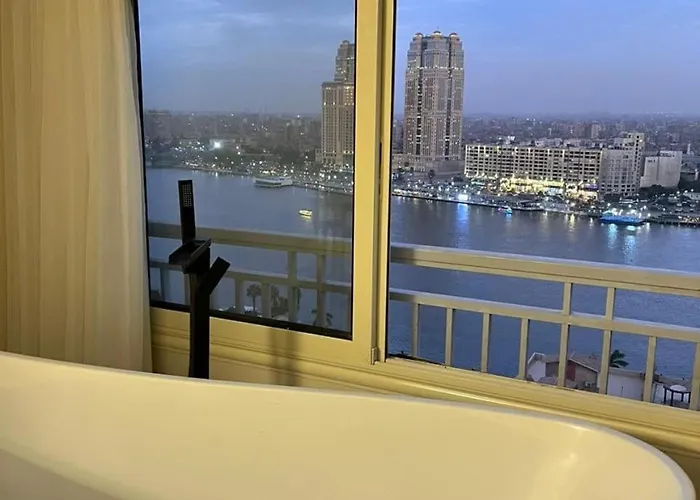 Zamalek Royal Nile View 3Br