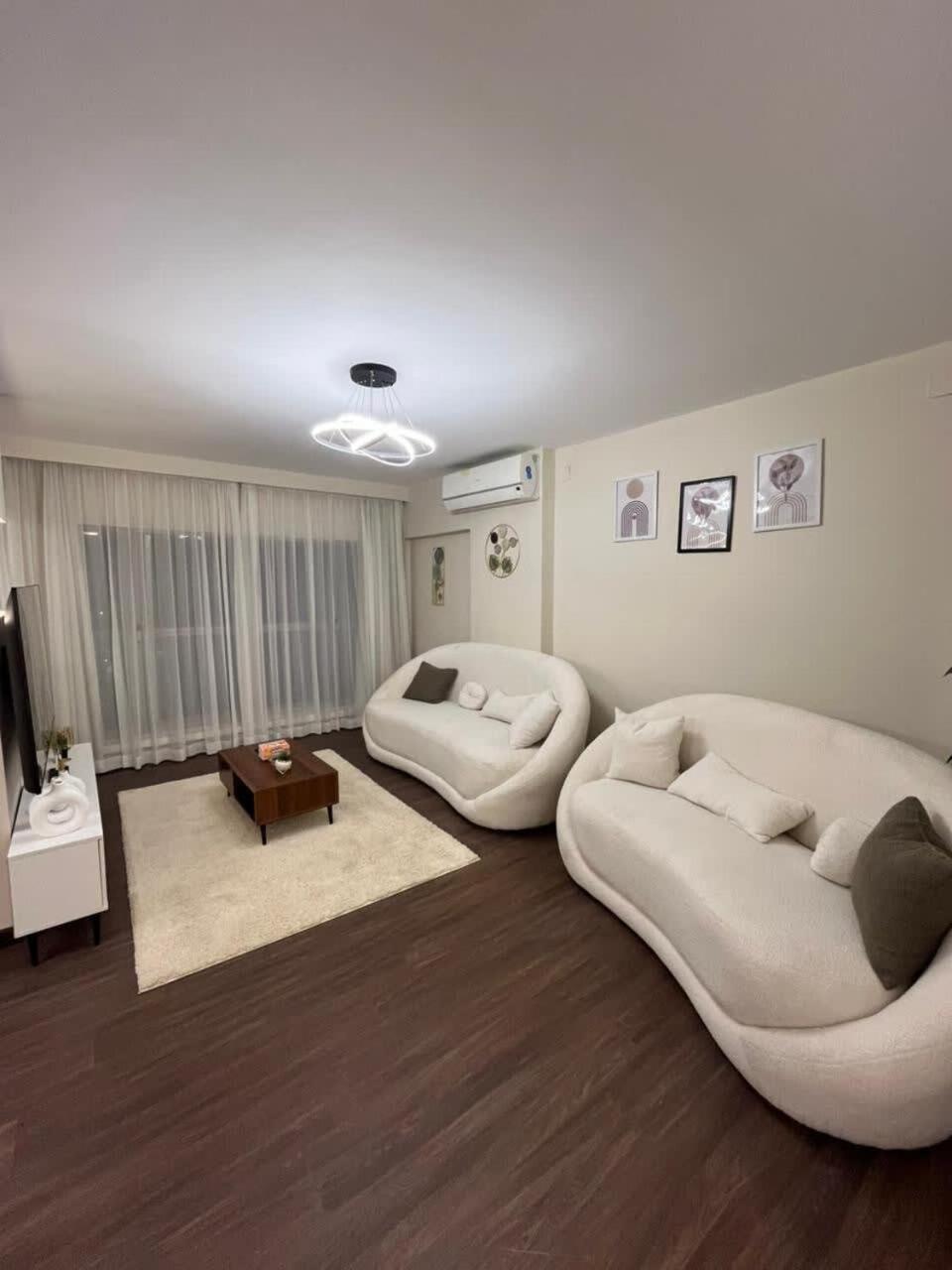 Apartment Zamalek Royal Nile View 3br *